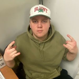 Meet your Posher, Jackson